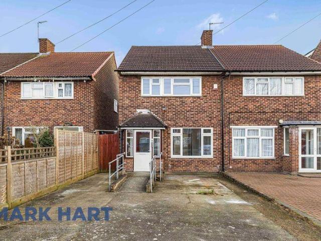 Whitefoot Lane, London, BR1 5SB, United Kingdom | 3 bed duplex for rent #140656482 | Rentberry