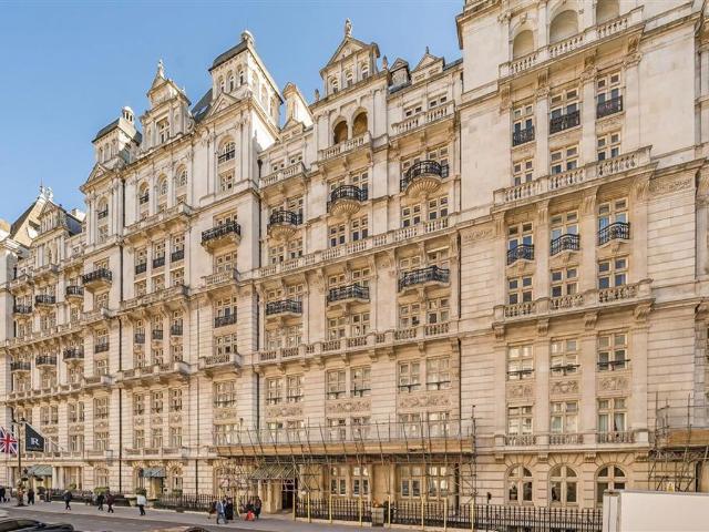Whitehall Court, Fitzrovia & Covent Garden SW1A, 2 bed flat to rent, £5,248 pcm | PrimeLocation