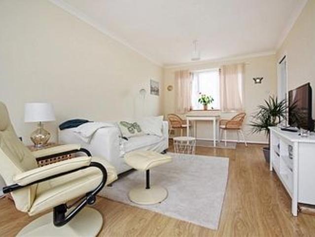 Whitehall Close, Canterbury, CT2 8BG, Kent