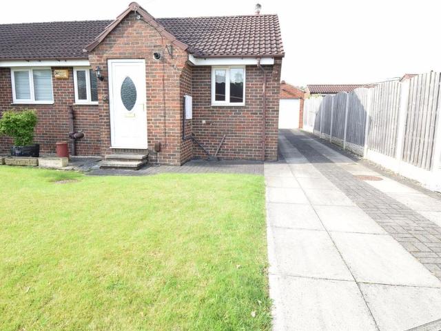 Whitehall Rise, Wakefield WF1, 2 bed semi detached bungalow to rent, £950 pcm | PrimeLocation