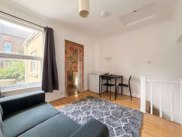 Whitehawk Road, Brighton, BN2