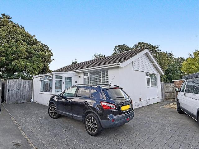 Whitehayes Close, Burton BH23, 3 bed detached bungalow to rent, £1,700 pcm | PrimeLocation