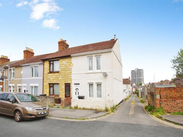 Whitehead Street, Town Centre, Swindon SN1, 2 bed terraced house to rent, £1,100 pcm | PrimeLocation