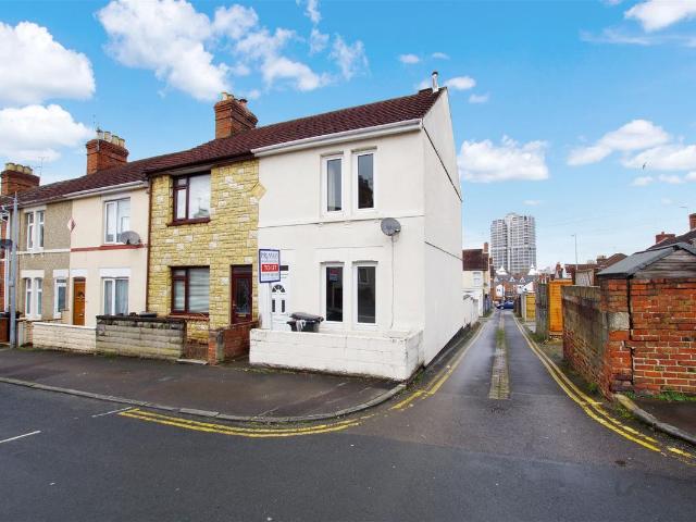Whitehead Street, Town Centre, Swindon SN1, 2 bed terraced house to rent, £1,100 pcm | PrimeLocation