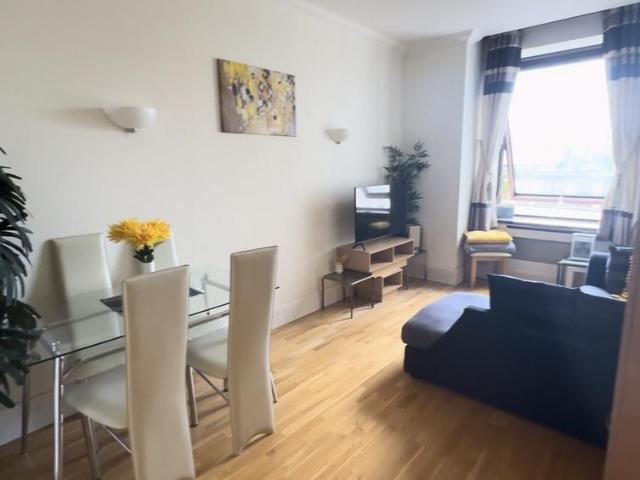 Whitehouse Apartments 9 Belvedere. 1 bed apartment to rent £2,500 pcm £577 pw