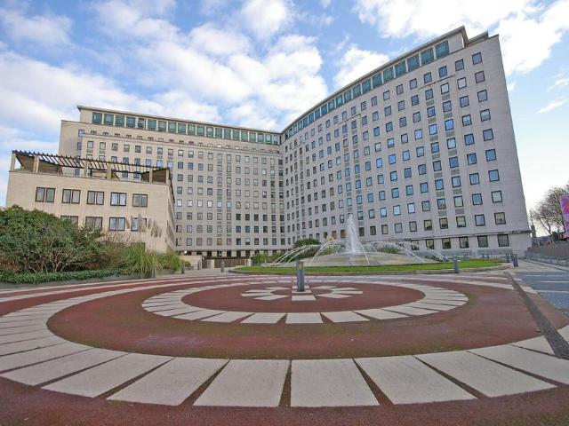 Whitehouse Apartments, 9 Belvedere. 2 bed apartment to rent £3,500 pcm £808 pw