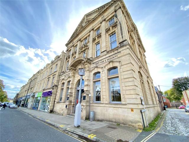 Whiteladies Road, Clifton, Bristol BS8, 2 bed flat to rent, £1,850 pcm | PrimeLocation