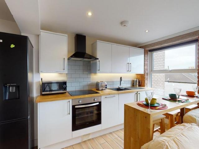 Whiteladies Road 3 bed house share to rent £3,045 pcm £703 pw