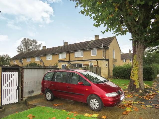 Whitethorn, Welwyn Garden City AL7, 3 bed semi detached house to rent, £1,900 pcm | PrimeLocation