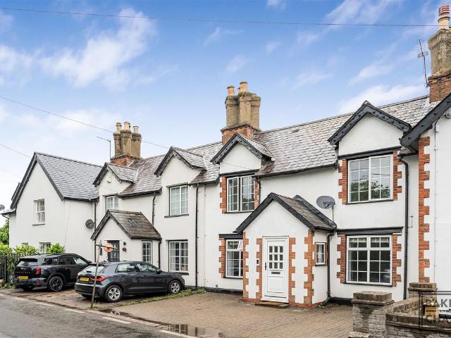 Whitewebbs Lane, Enfield EN2, 3 bed cottage to rent, £2,750 pcm | PrimeLocation