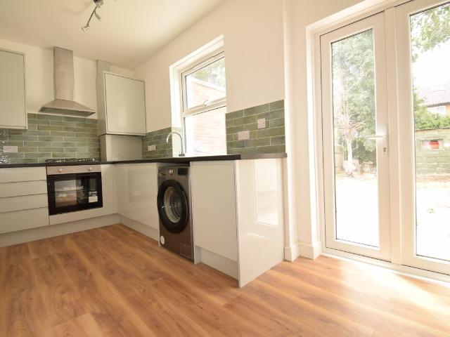 Whitford Gardens, Mitcham CR4, 4 bed terraced house to rent, £2,600 pcm | PrimeLocation