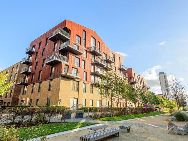 Whiting Way, Surrey Quays SE16 1 bed apartment to rent £2,100 pcm £485 pw