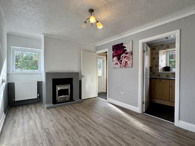 Whitland, SA34 1 bed flat to rent £695 pcm £160 pw