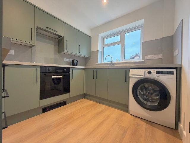 Whitley Mead, Bristol BS34, 3 bed property to rent, £1,650 pcm | PrimeLocation