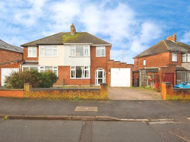 Whitmore Road, Leamington Spa CV31, 3 bed semi detached house to rent, £1,350 pcm | PrimeLocation