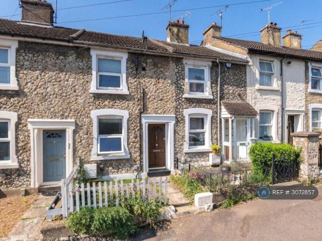 Whitmore Street, Maidstone, ME16 2 bed terraced house to rent £1,375 pcm £317 pw