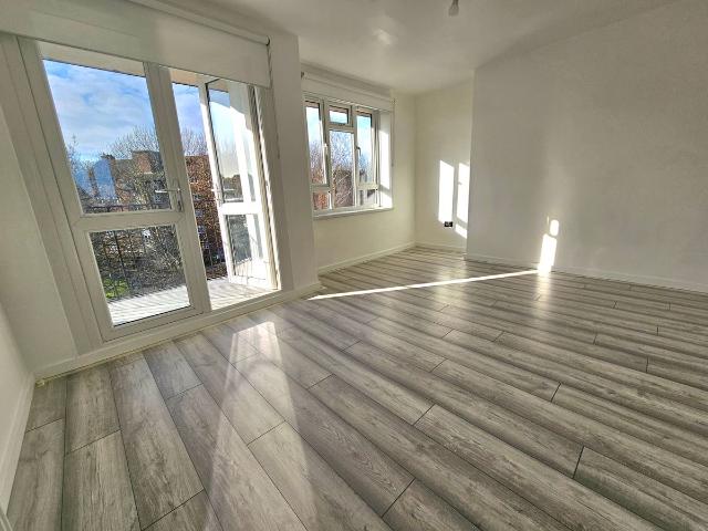 Whitnell Way, London SW15, 3 bed flat to rent, £2,800 pcm | PrimeLocation