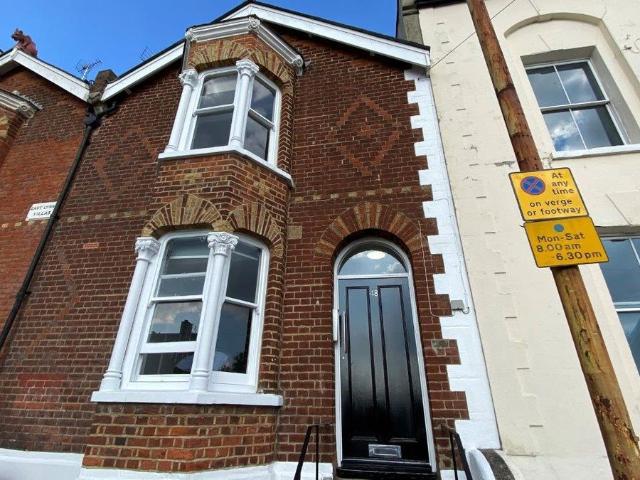 Whitstable Road, Canterbury Ref 3164 CT2, Studio to rent, £850 pcm | PrimeLocation