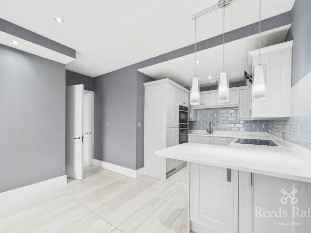 Whitworth Street West, Greater. 2 bed apartment to rent £1,550 pcm £358 pw