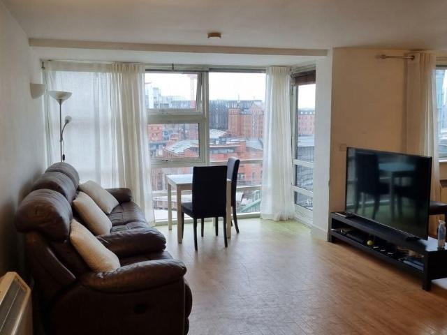 Whitworth Street West, Manchester M1, 2 bed flat to rent, £1,650 pcm | PrimeLocation