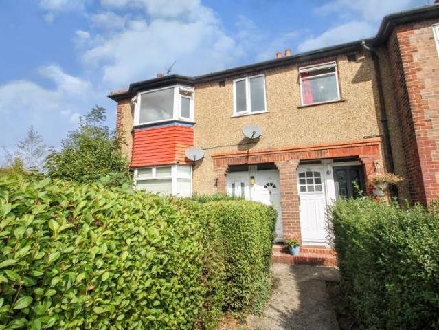 Whitton Avenue West, Northolt UB5, 2 bed maisonette to rent, £1,550 pcm | PrimeLocation