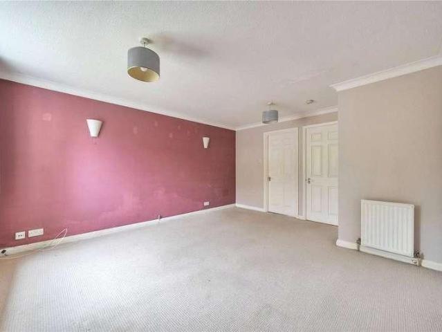 Whittaker Court, Woodfield, Ashtead, KT21