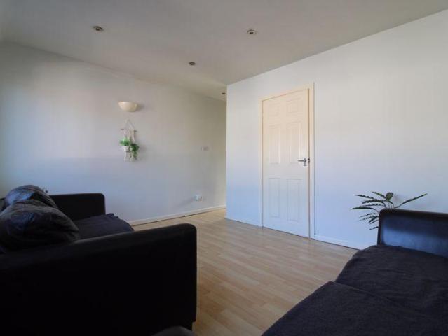 Whittaker Lane, Manchester M25 1 bed apartment to rent £850 pcm £196 pw