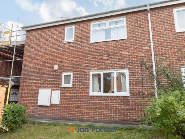 Whittingham Close, North Shields 2 bed flat to rent £795 pcm £183 pw