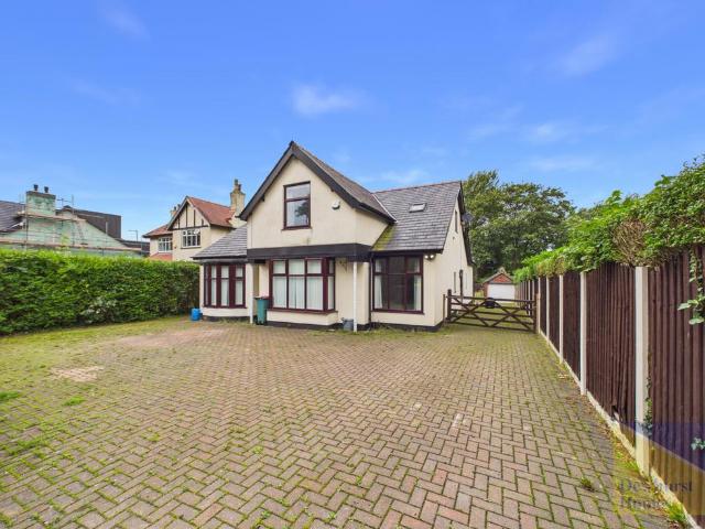 Whittingham Lane, Preston PR3 6 bed detached house to rent £2,250 pcm £519 pw