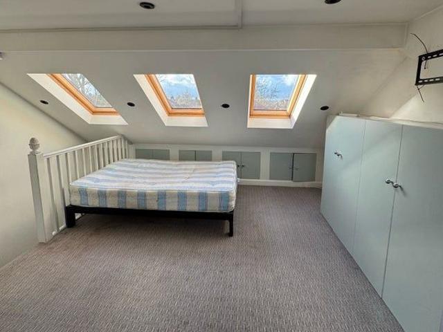 Whittington Avenue, Hayes UB4, Studio to rent, £1,000 pcm | PrimeLocation