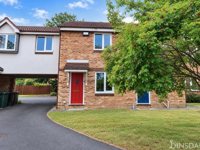 Whimbrel Close, Bradford 3 bed terraced house to rent £895 pcm £207 pw