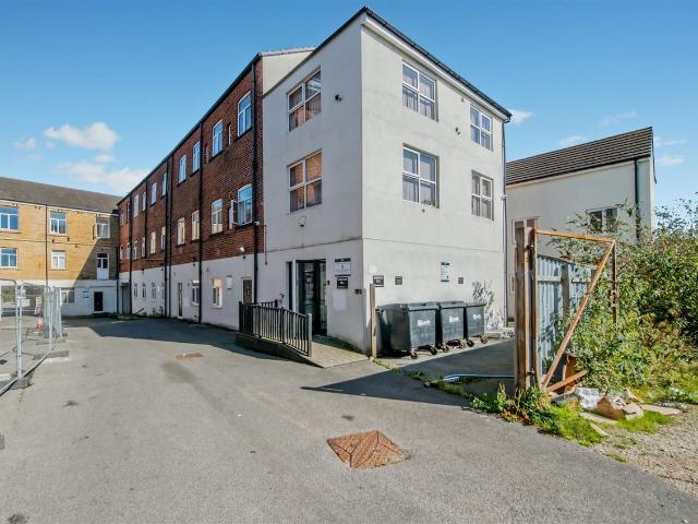 Whingate, Armley, Leeds LS12, 1 bed flat to rent, £600 pcm | PrimeLocation