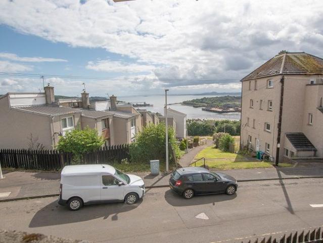 Whinnyhill Crescent, Inverkeithing KY11, 2 bed maisonette to rent, £950 pcm | PrimeLocation