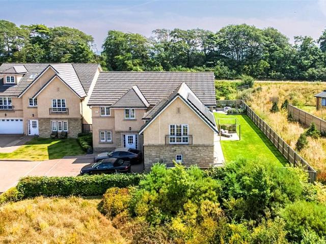 Whinstone Place, Ratho, Newbridge. 6 bed detached house to rent £3,850 pcm £888 pw