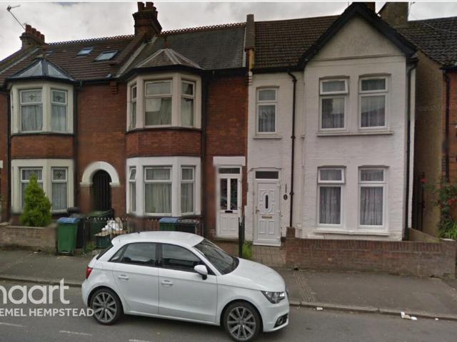 Whippendell Road, Watford 1 bed in a house share to rent £975 pcm £225 pw