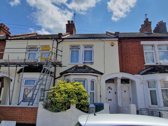 Whippendell Road, Watford WD18, 3 bed property to rent, £2,200 pcm | PrimeLocation