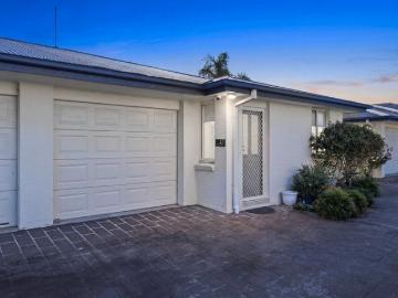 Whisper Quiet Over 55's Villa in a Prime Richmond Location