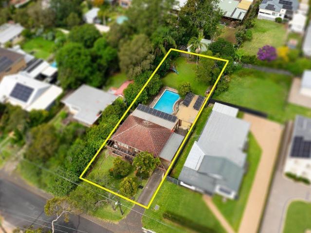 Whisper Quiet Street, 961sqm Level Block Renovate, Develop or Build Your Dream Home