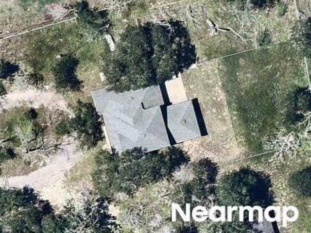 Whispering Oaks Dr