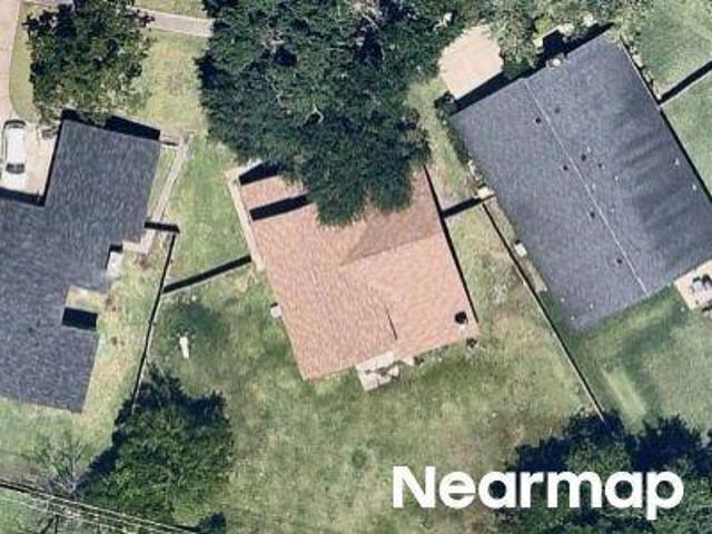 Whispering Pine Dr