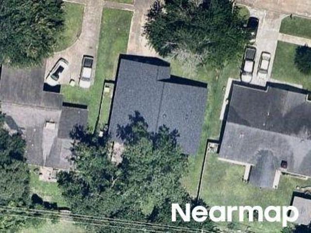 Whispering Pine Dr