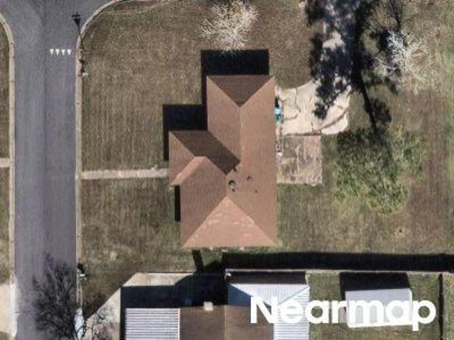 Whispering Pine Dr