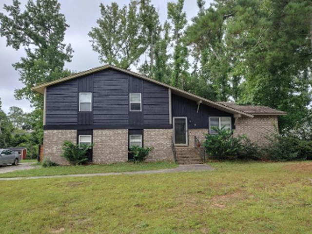 Whisperwood Dr
