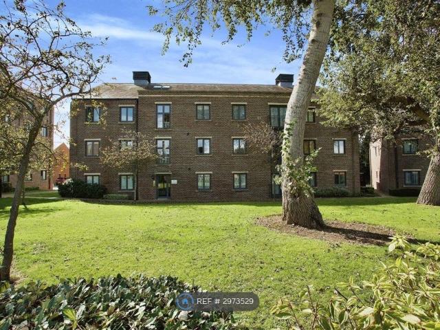 Whiston House, Gosport PO12, 2 bed flat to rent, £1,125 pcm | PrimeLocation
