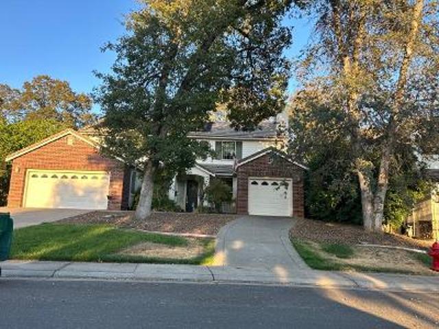 Whistlers Bend Way