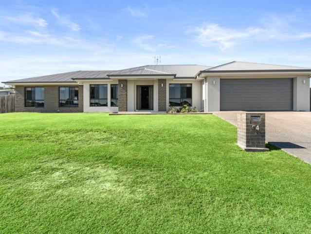 Near New Luxury Living with Shed, Side Access & Space to Grow