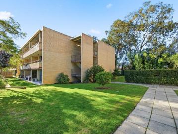Why: Ideal for laid back lifestyle living, this easy care abode offers endless local convenience with relaxed comfort throughout
