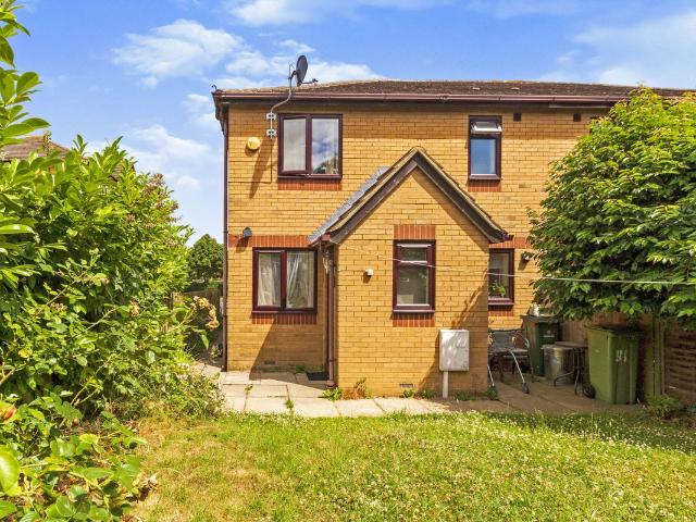 Wimborne Crescent, Westcroft, Milton Keynes MK4, 1 bed property to rent, £950 pcm | PrimeLocation