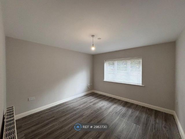 Wimborne Road, Bournemouth BH11, 2 bed flat to rent, £995 pcm | PrimeLocation