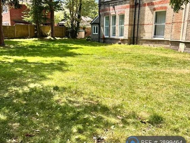 Wimborne Road, Bournemouth, BH2 Studio to rent £990 pcm £228 pw